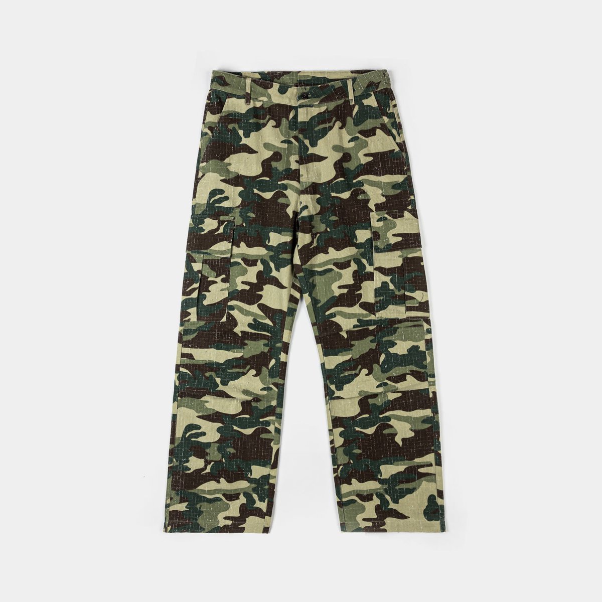 Pantalón Maison Article Army Camo Cargo (Green — Verde oliva